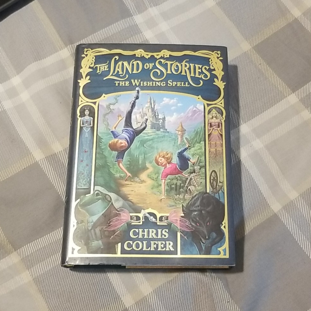 "The Land of Stories: The Wishing Spell" Hardcover